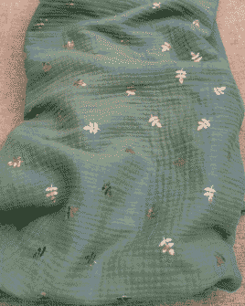 tissu double gaze imprimé feuille métallisé vert sauge