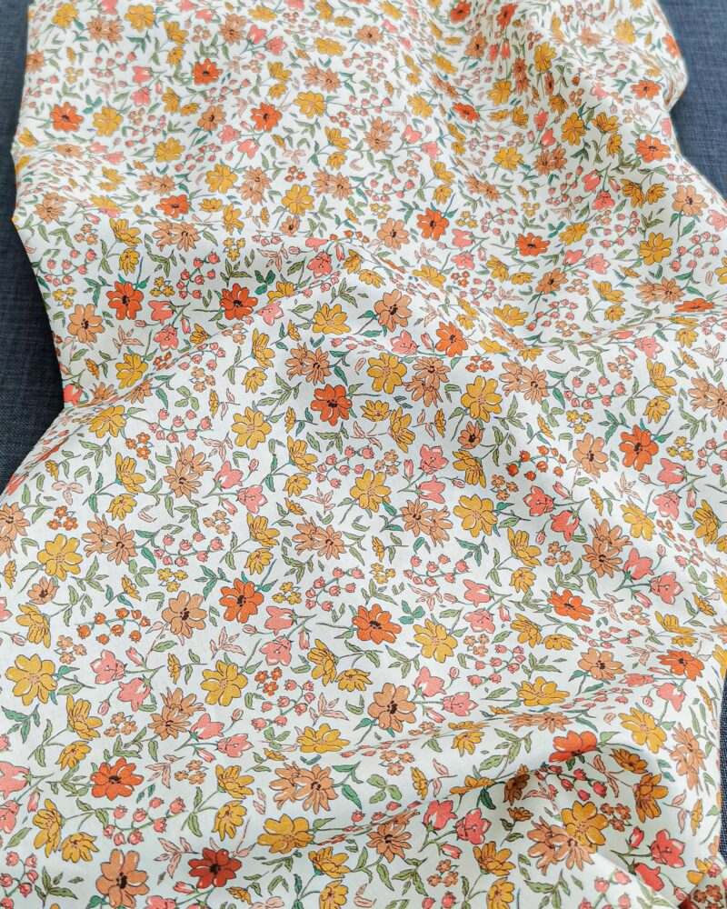 Tissu Style Liberty Grande Fleur marsala corail moutarde