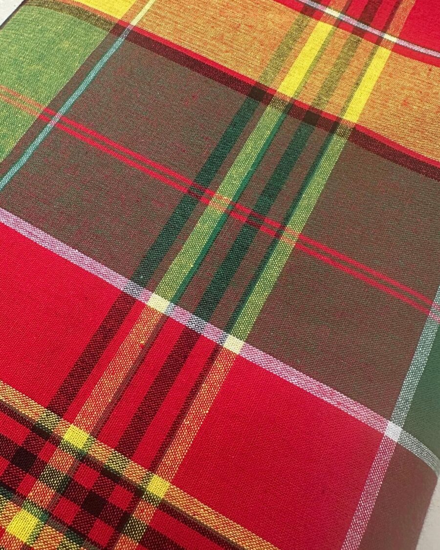 tissu madras rouge jaune noir vert