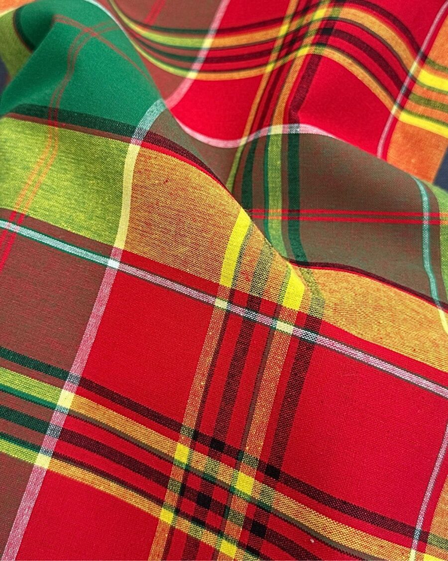tissu madras rouge jaune noir vert