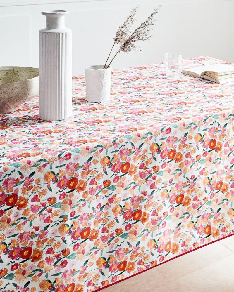 Nappe en Coton Enduit PVC Mat Fleuri Fond Blanc