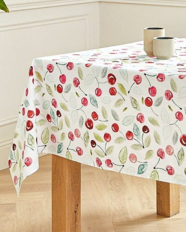 Nappe en Coton Enduit PVC Mat Motif Cerise 3
