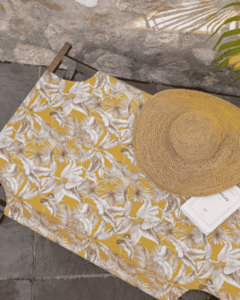 Tissu Toile Polyester Feuille Végétale Fond Moutarde 2