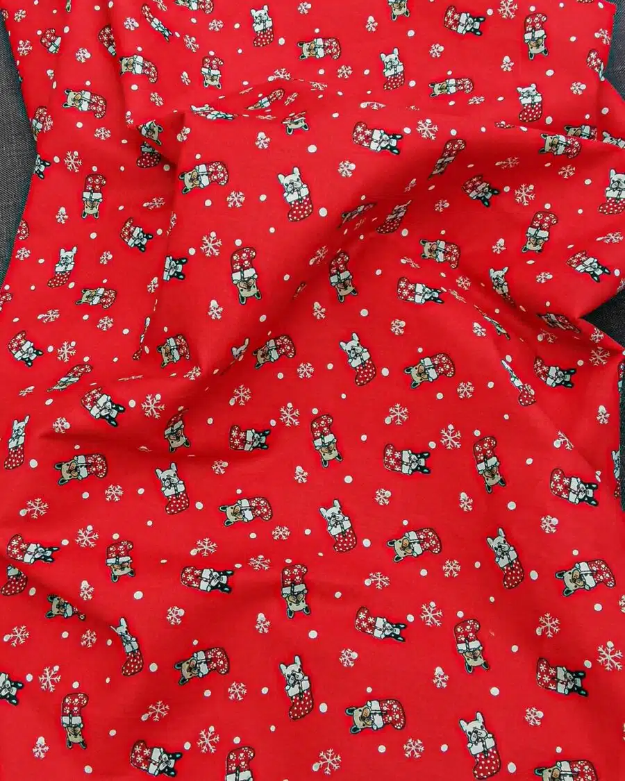 tissu coton bouledogue et bottes de noël rouge