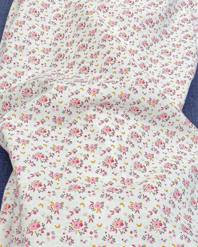 tissu imprimé fleuri rose