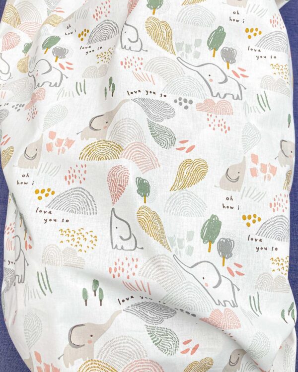 Tissu Coton Motif Éléphant Fond Blanc