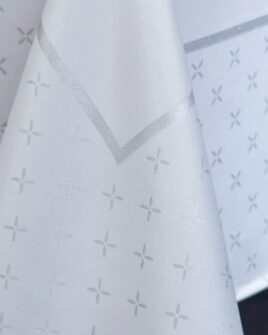 Nappe Damassée Motifs Croix avec Fils Lurex Blanc Polyester