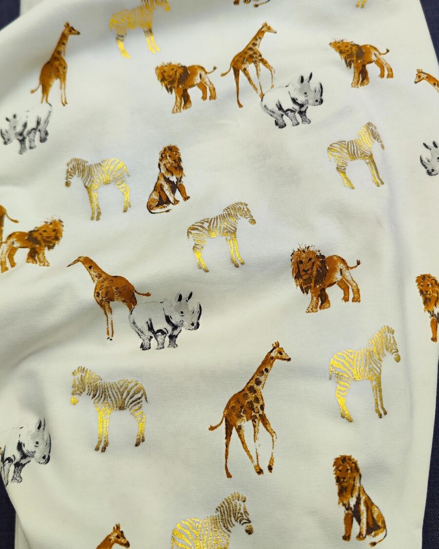 tissu jersey de coton lurex animaux de la savane écru