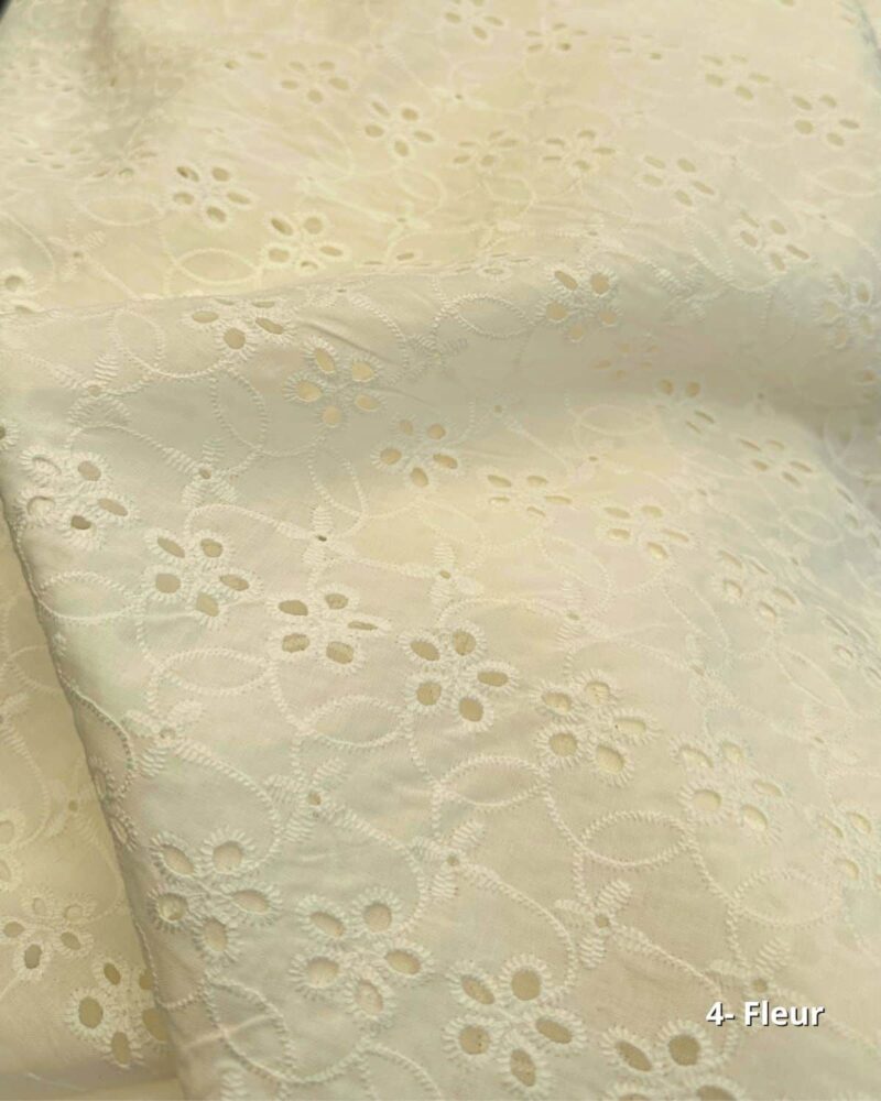 tissus cotons broderie anglaise fleur oeko-tex