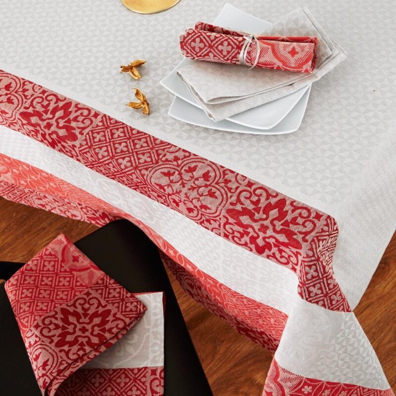 nappe en coton enduit jacquard mosaïque rubis