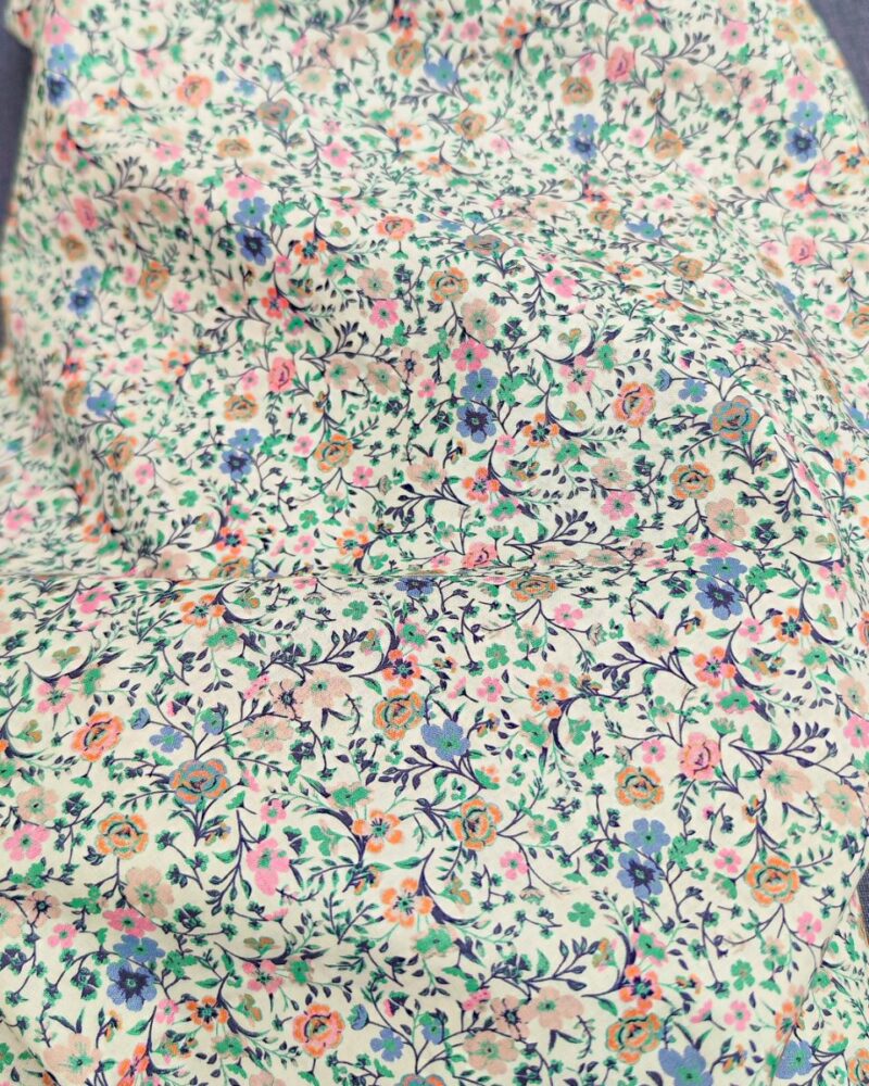 tissu coton fleuri style liberty bleu rose vert