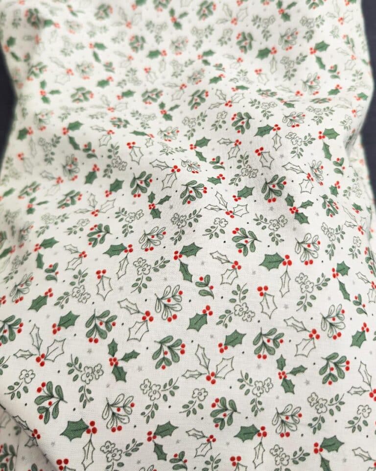 Coupon Tissu Noël 100% Coton épais - 124 X 55 Cm - Motif Patchwork - Comme Neuf