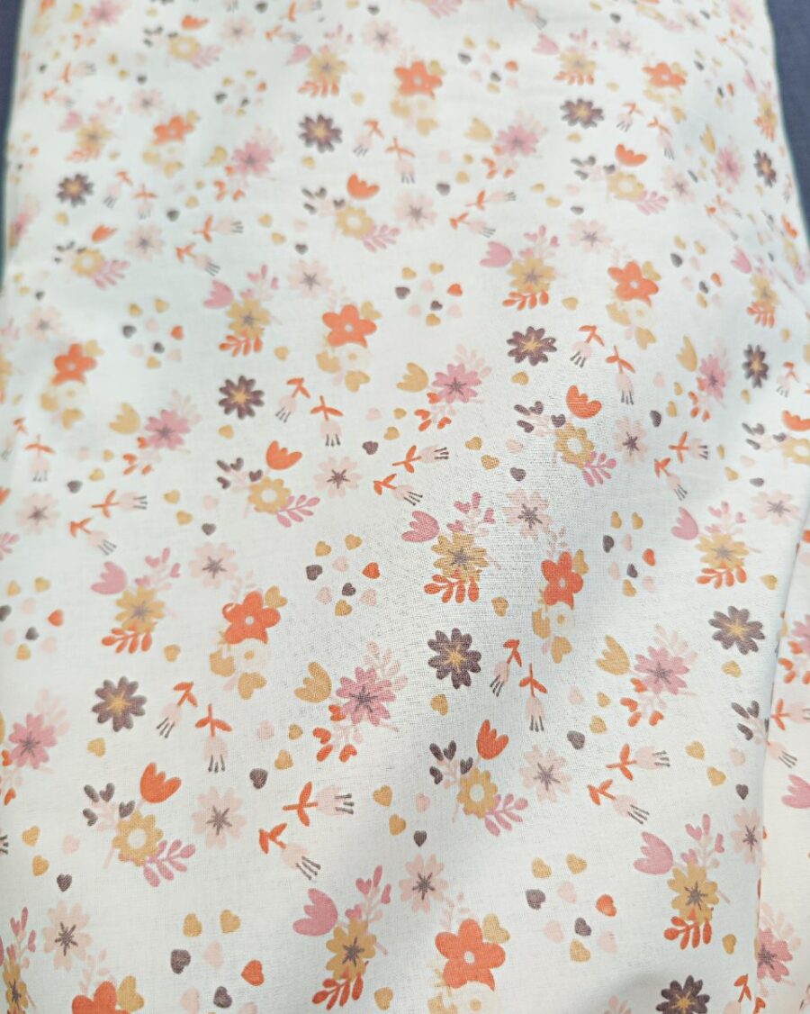 tissu coton fleuri prune rose orange fond blanc