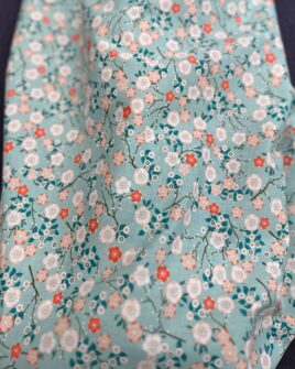 tissu coton fleur japonisante bleu ciel corail
