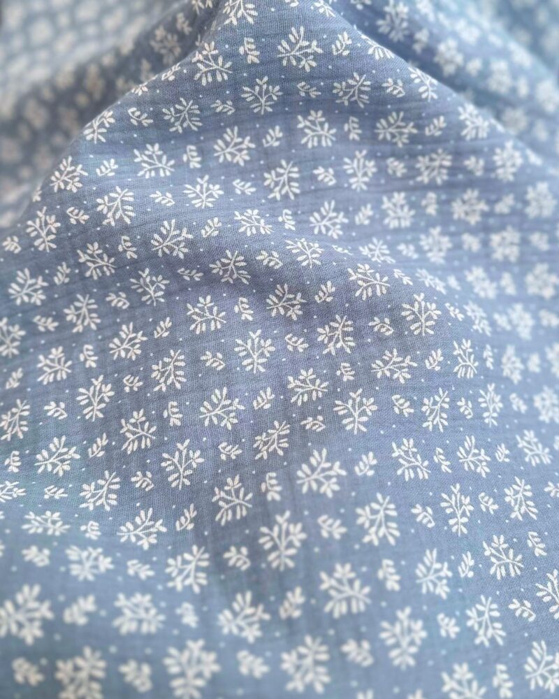 tissu double gaze fleuri bleu