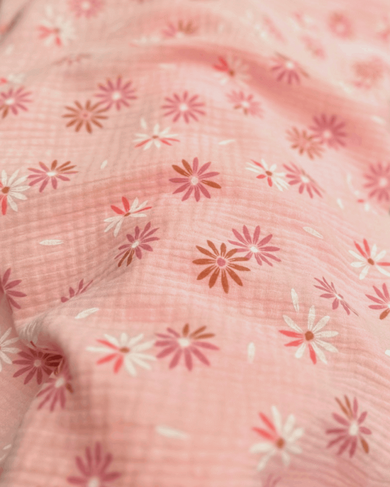 tissu double gaze imprimé fleuri fond rose