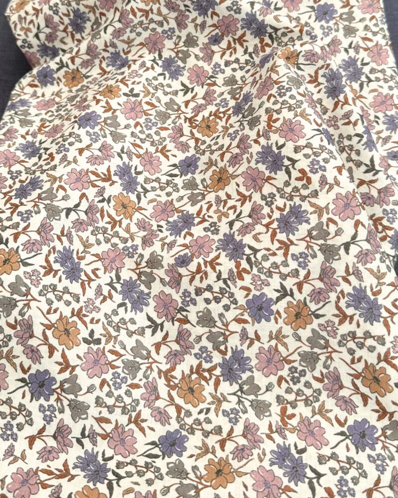 tissu style liberty grande fleur vieux rose violet camel