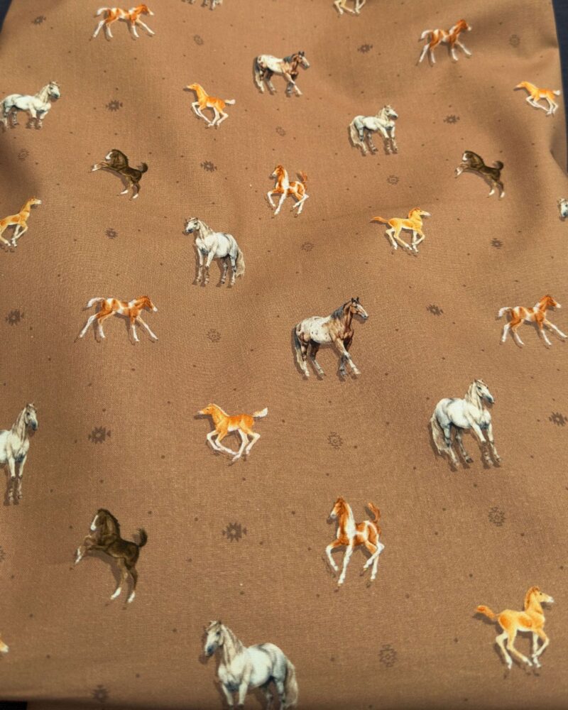 tissu coton bio cheval gots marron