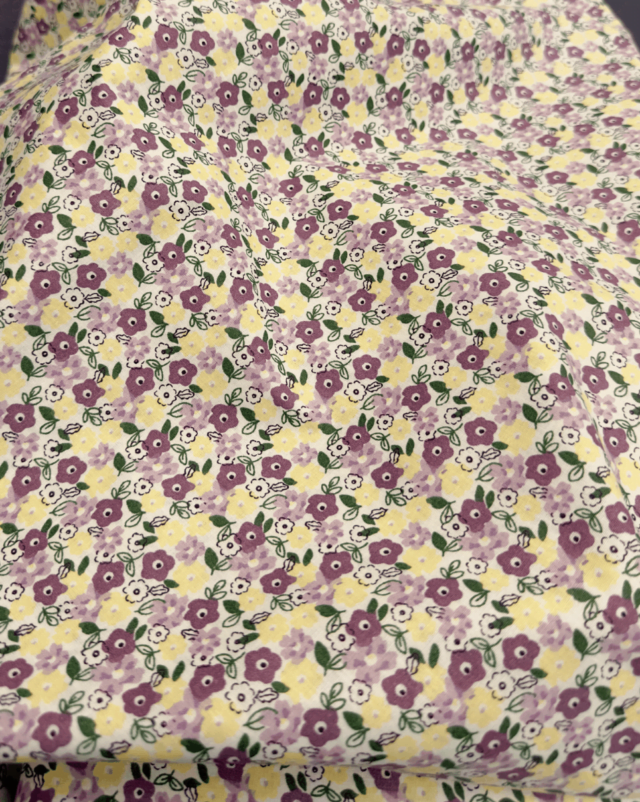 tissu coton bio fleuri jaune violet