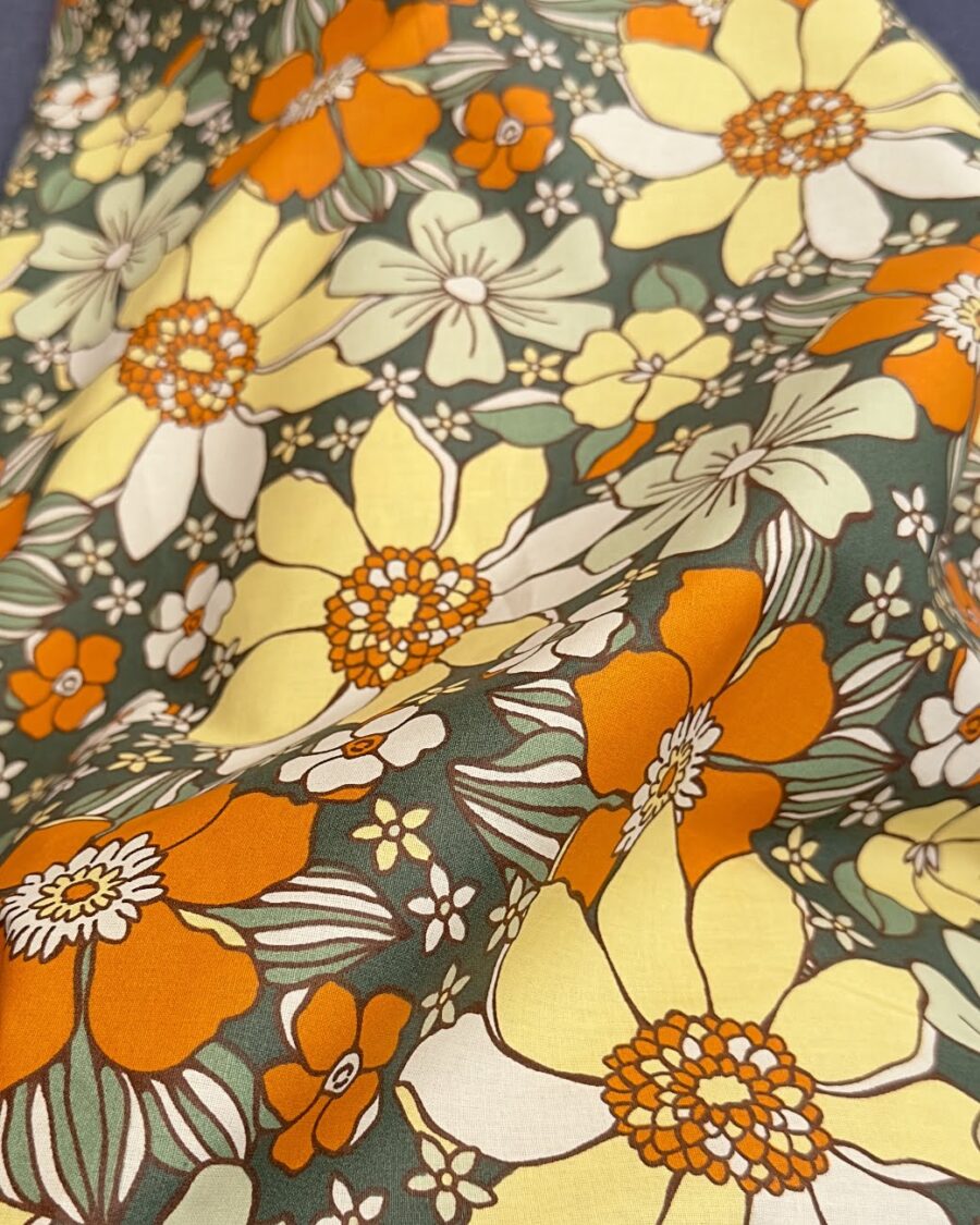 tissu coton enduit sunflower orange jaune paille fond vert