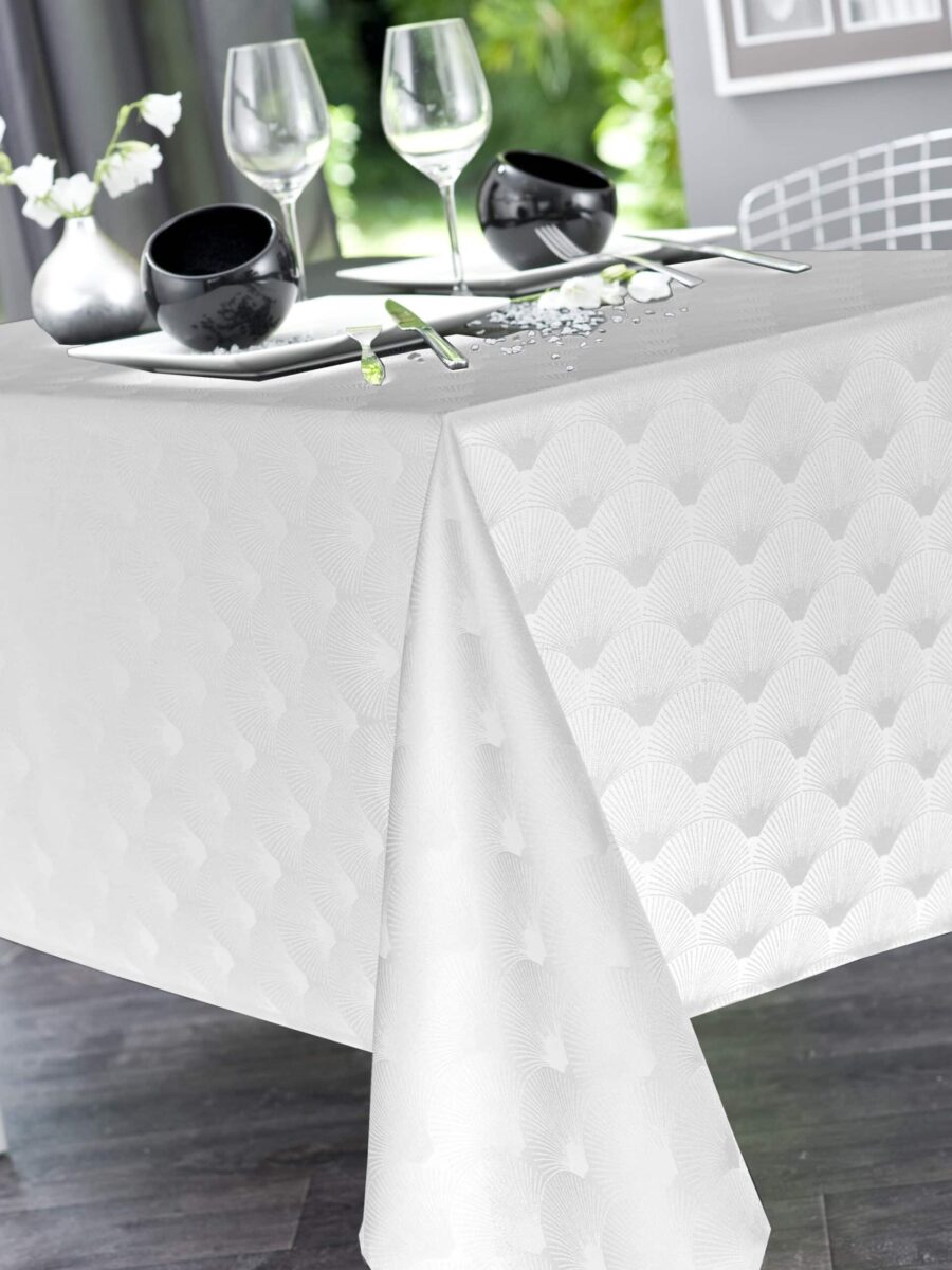 nappe polyester scale blanc