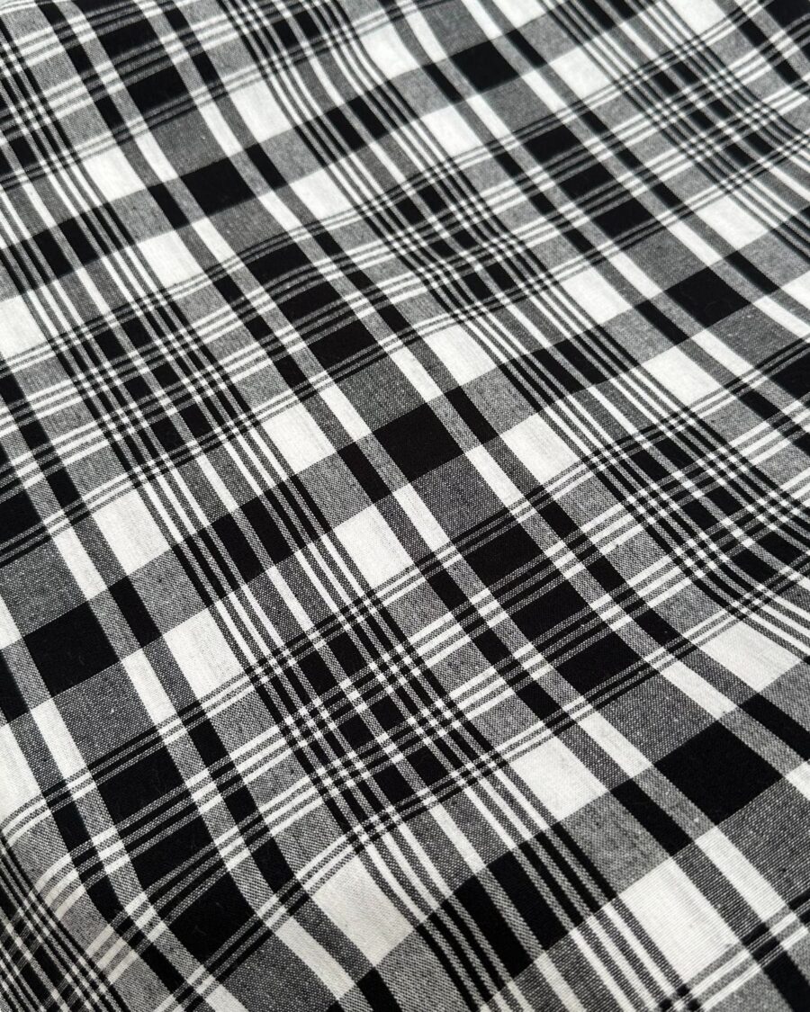 tissu madras noir blanc gris