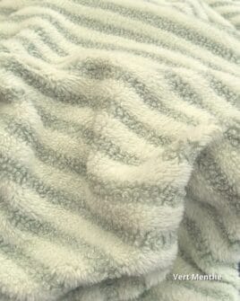 tissu teddy bouclette à rayure vert menthe