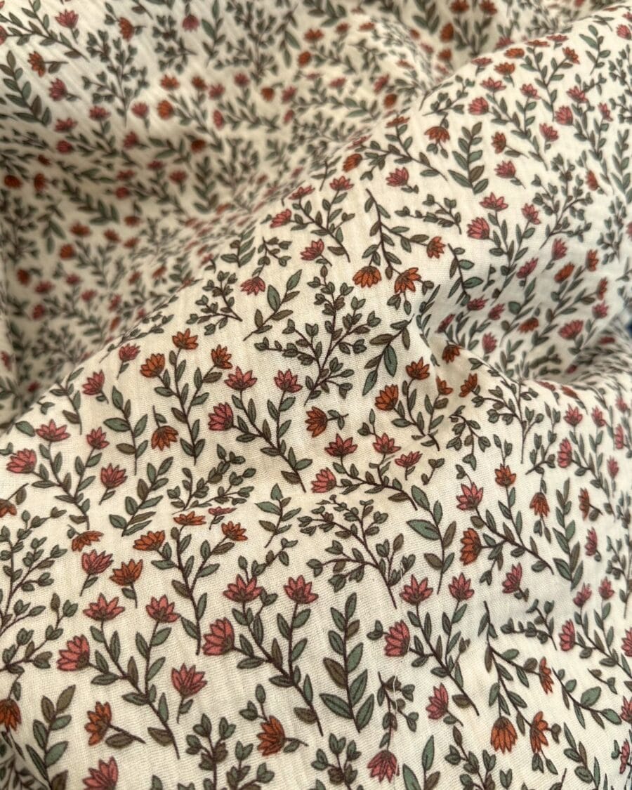 Tissu Double Gaze Petite Fleur Camel Vert Fond cru Tissus Et Nappes tissu-double-gaze-petite-fleur-camel-vert-fond-cru-tissus-et-nappes