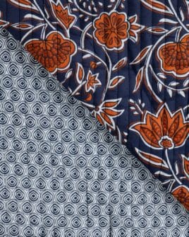 voile de coton matelassé imprimé fleur indienne réversible bleu marine cognac