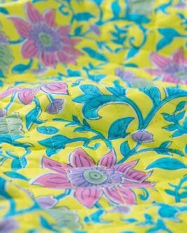 voile de coton matelassé imprimé fleur indienne réversible rayure jaune rose bleu