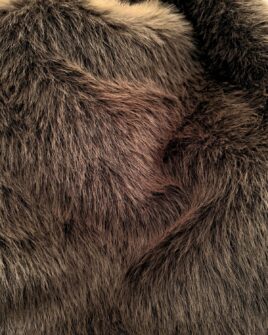 tissu fausse fourrure fox taupe fumé